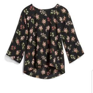 Larie crew neck blouse